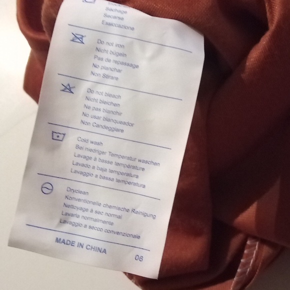 2 Burnt Orange/Rust Pillow Covers 18x18 Soft Velvet Throw Pillow Covers - Picture 9 of 9